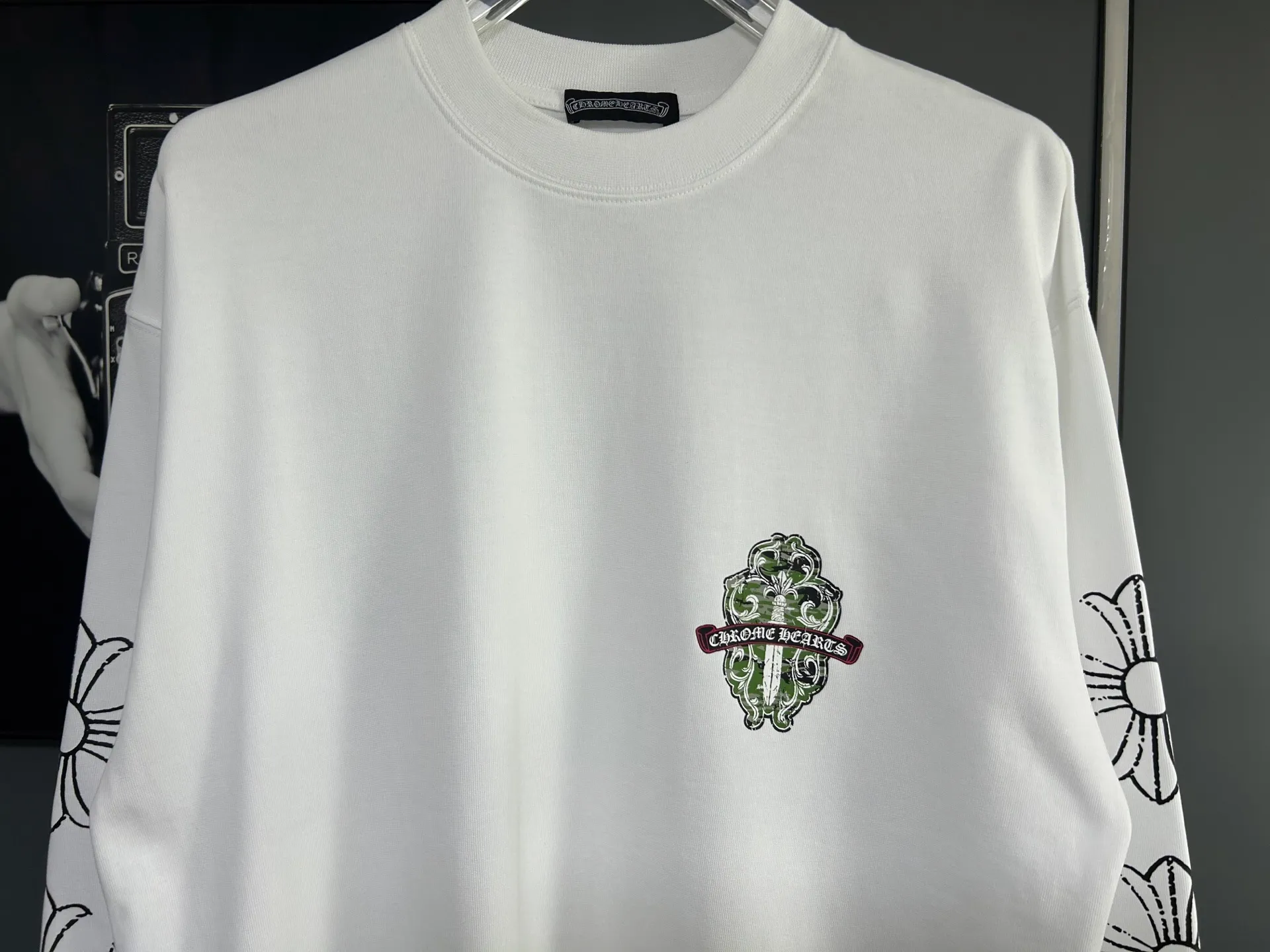 P230 2026 new (exclusive) Chrome Hearts autumn and winter limited edition heavyweight high-weight long-sleeved T-shirt, customized Dreamweaver Yayun ribbed cotton designer concept style Fabric: Heavy 380g Size: S M L XL Color: White
